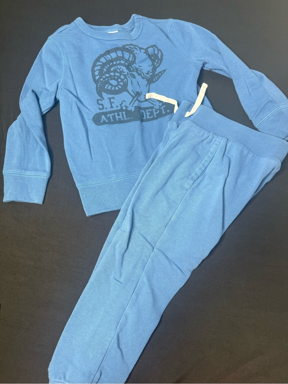 Gap Kids Blue Athletic set- size 4-5T or XS.